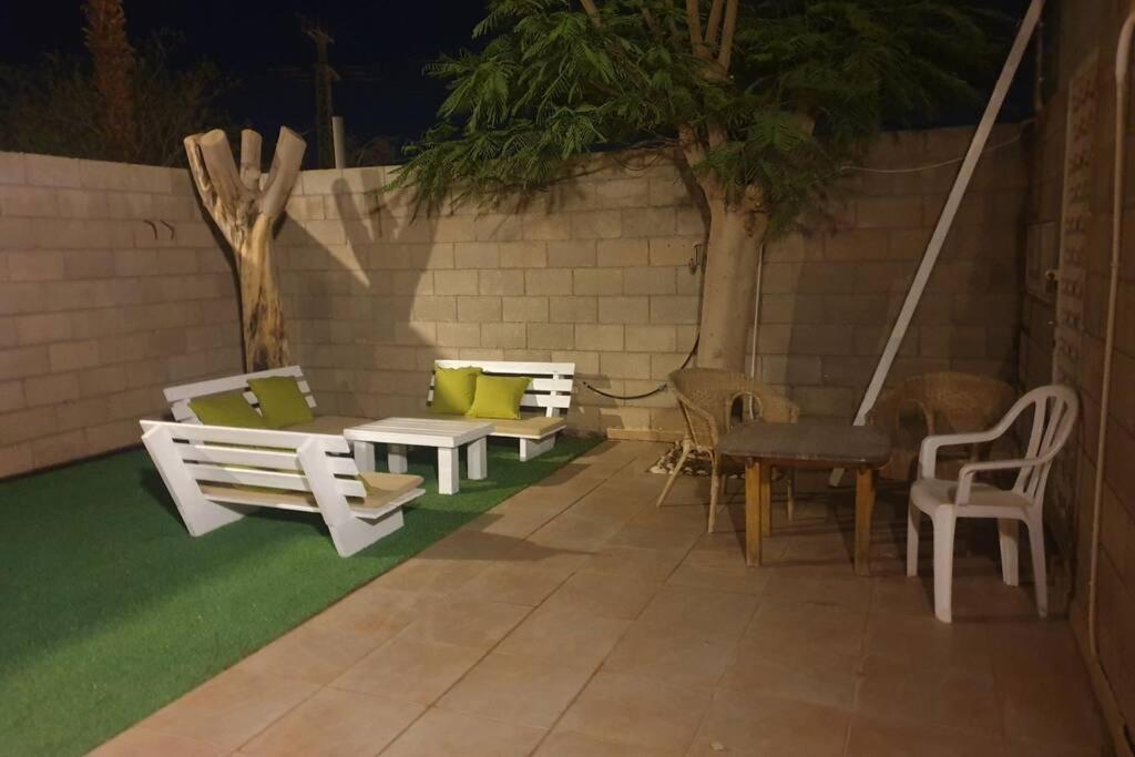 פטיו נופש Eilat Patio Vecation Apartment Екстериор снимка